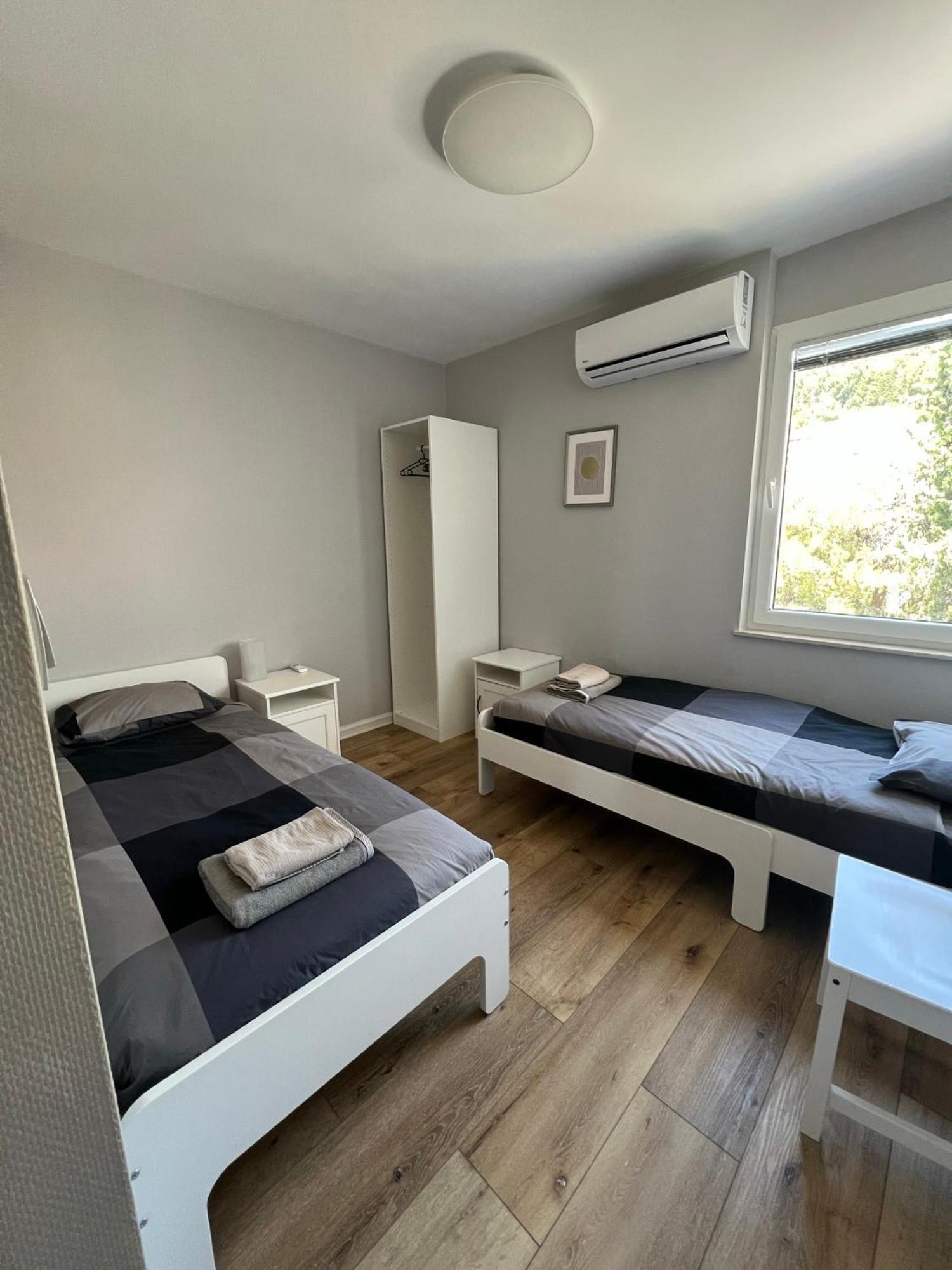 Banana Split Apartment Bagian luar foto